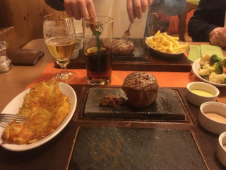 Steakhouse Acht 3 Null 3