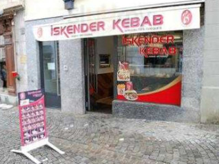 Iskender Kebab Et Pâtes