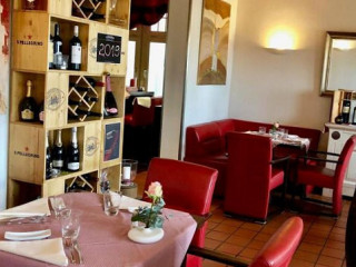 Ambiente Italiano Alte Oberförsterei Trattoria