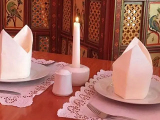restaurant image