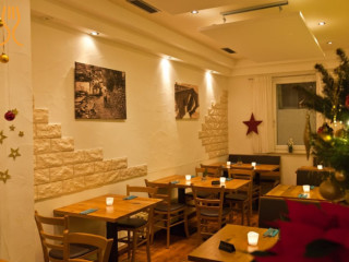 restaurant image