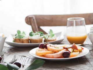 restaurant image