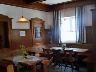 Gasthaus Walzer Pä. Fam. Lintner