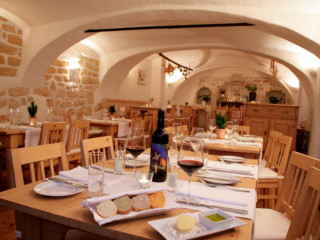 IM HOFGASSL, Restaurant