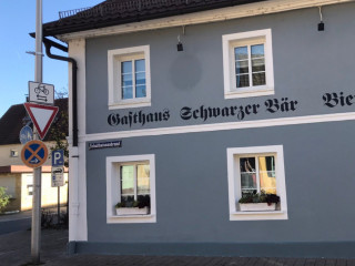 Schwarzer Bar