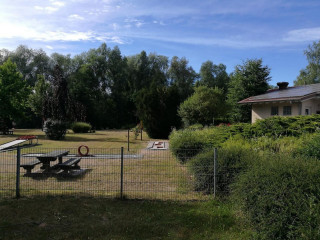 Kiosk Und Minigolf Bei Den Tennisplätzen