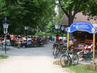 Biergarten Am Tannwald