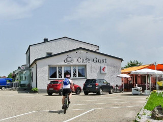 Café Gust