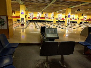 Bowling West