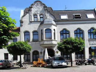 restaurant image