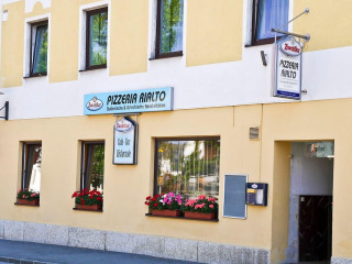 Milano Pizzeria