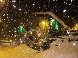 Fat Alberts Bar And Restaurant