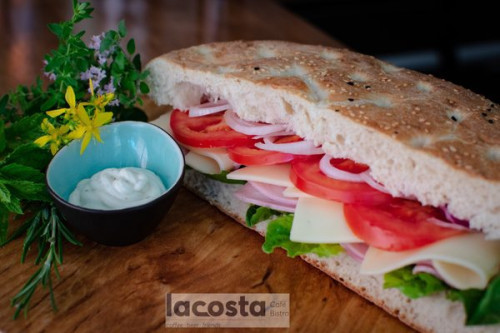 Lacosta Café Bistro