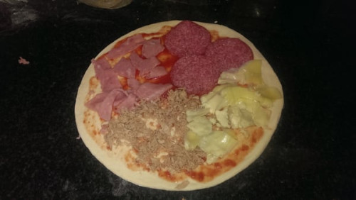 Pizza Bei Toni